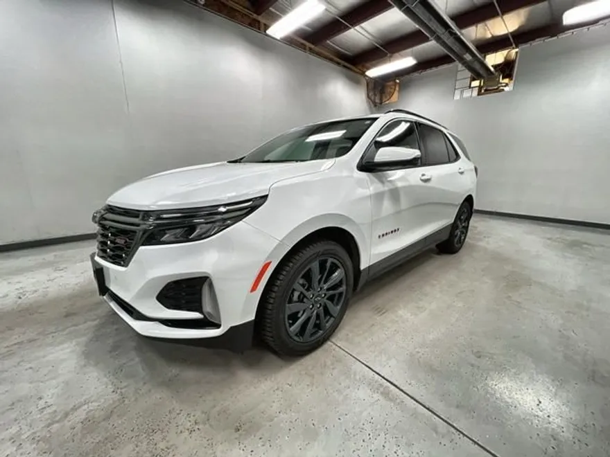 2022 Chevrolet Equinox RS photo 1