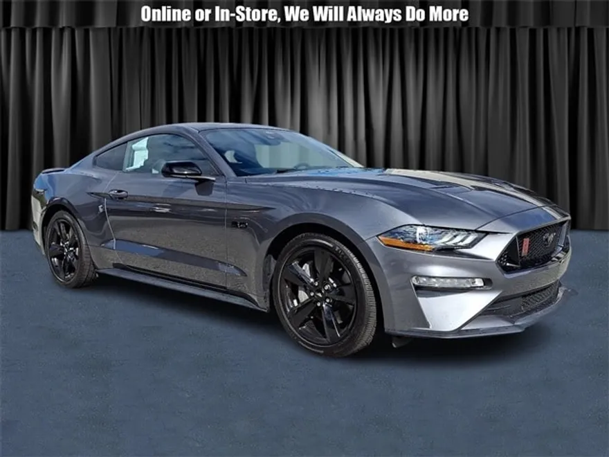 2022 Ford Mustang GT photo 1