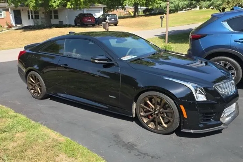 2017 Cadillac ATS V Base photo 1