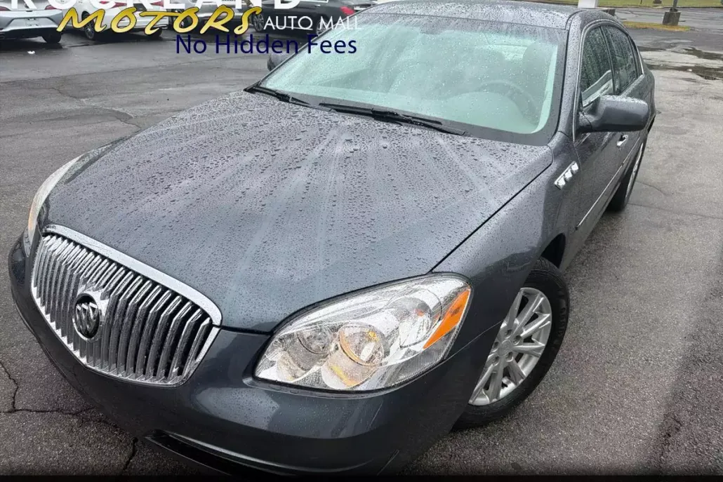 2011 Buick Lucerne CXL photo 1