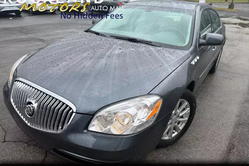 2011 Buick Lucerne CXL photo 1