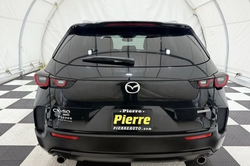 2025 Mazda CX-50 2.5 S Preferred photo 1