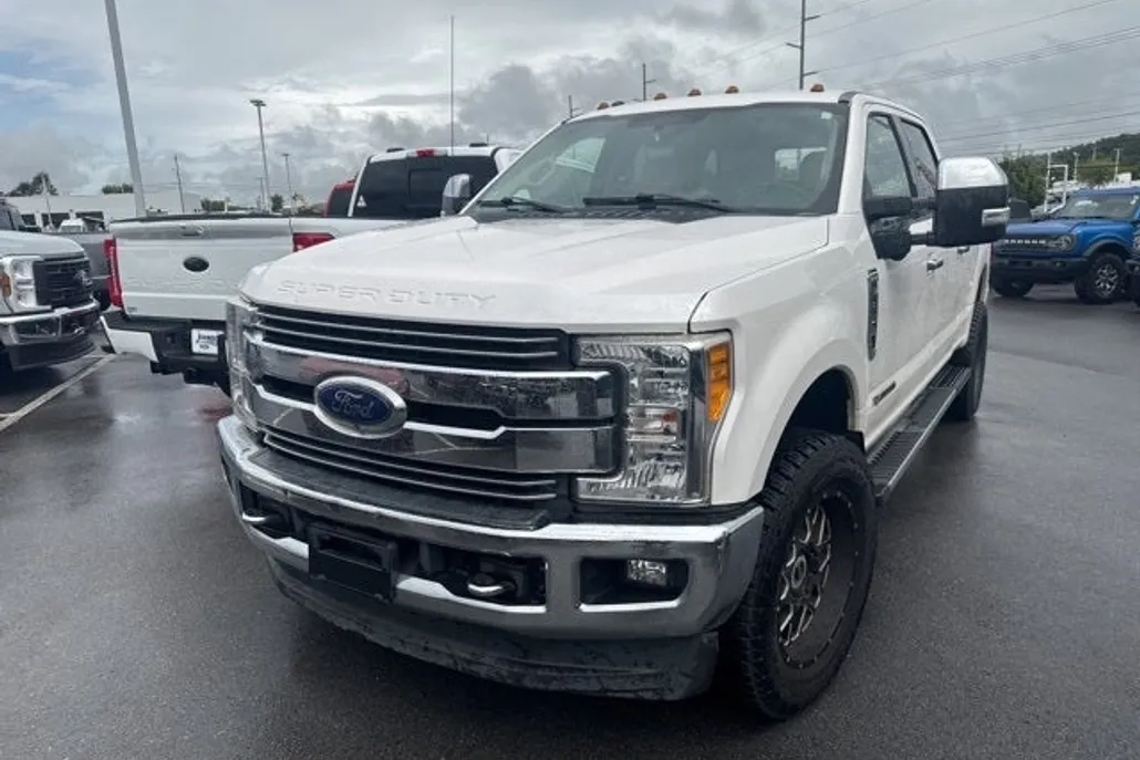 2017 Ford F-250 photo 1