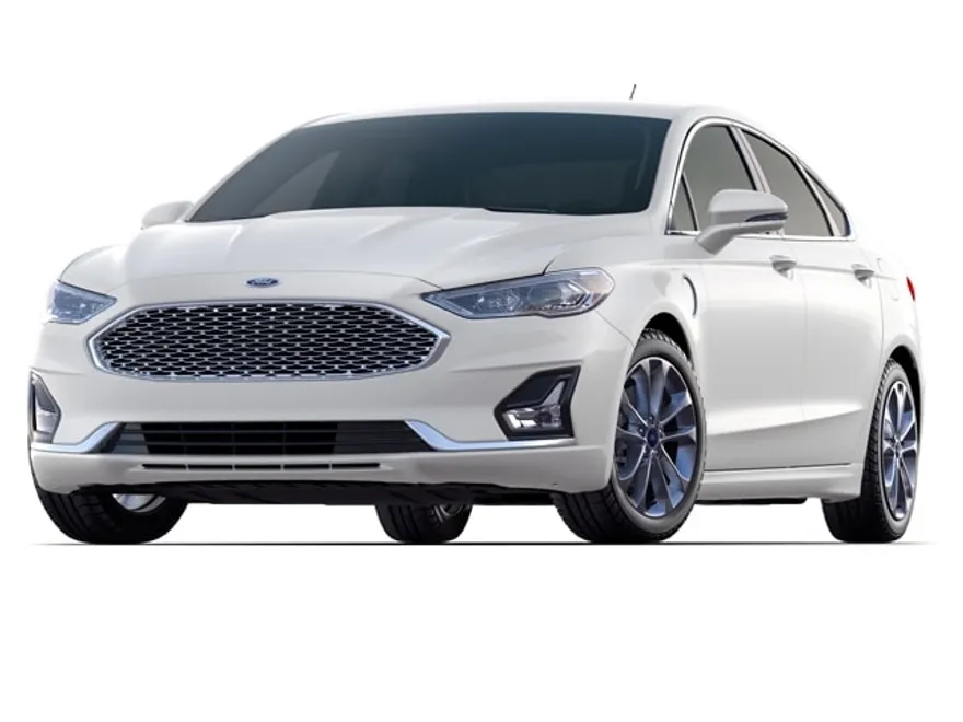 2019 Ford Fusion Energi Titanium photo 1