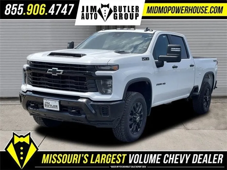 2025 Chevrolet Silverado 2500HD Custom photo 1