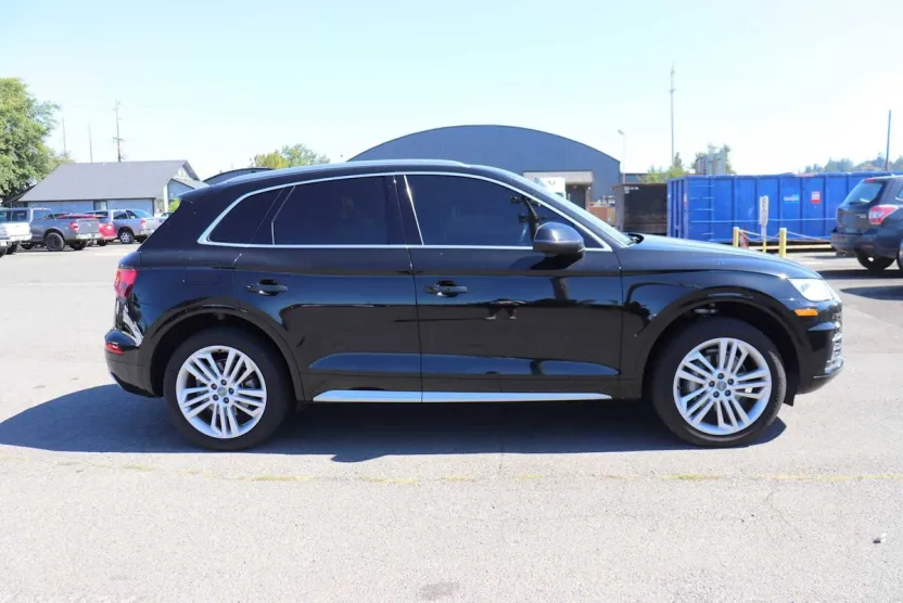 2018 Audi Q5 2.0T Premium photo 1