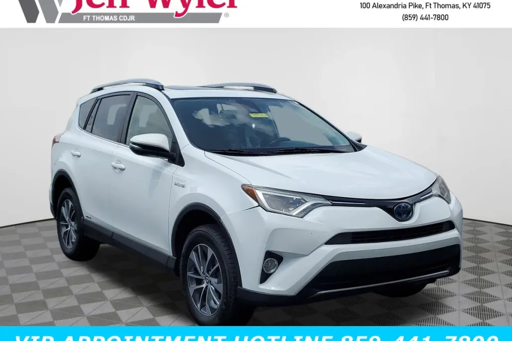 2018 Toyota RAV4 Hybrid photo 1