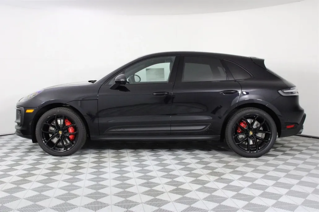 2026 Porsche Macan GTS photo 1