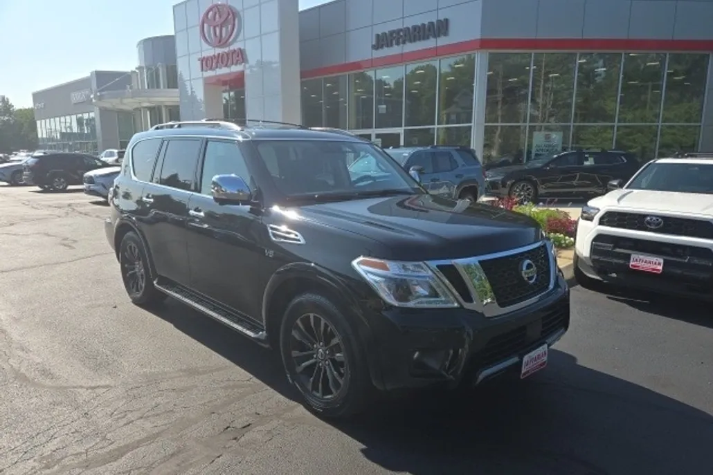 2019 Nissan Armada Platinum photo 1