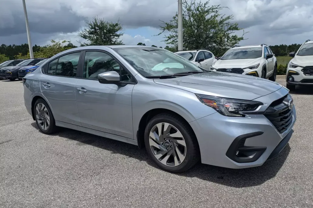 2025 Subaru Legacy Touring XT photo 1