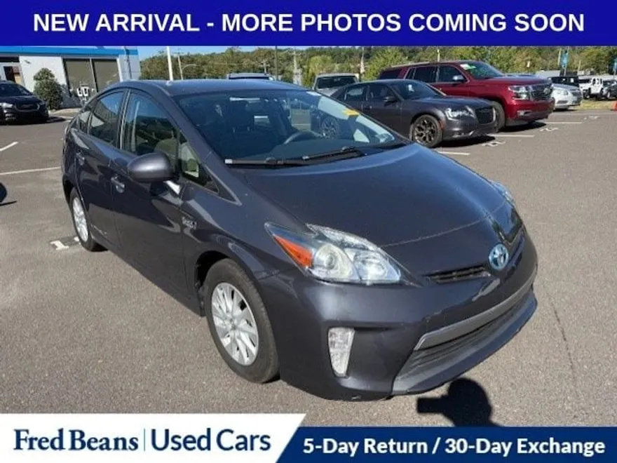 2014 Toyota Prius Plug-in Base photo 1
