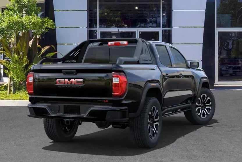 2025 Gmc Canyon AT4 photo 1