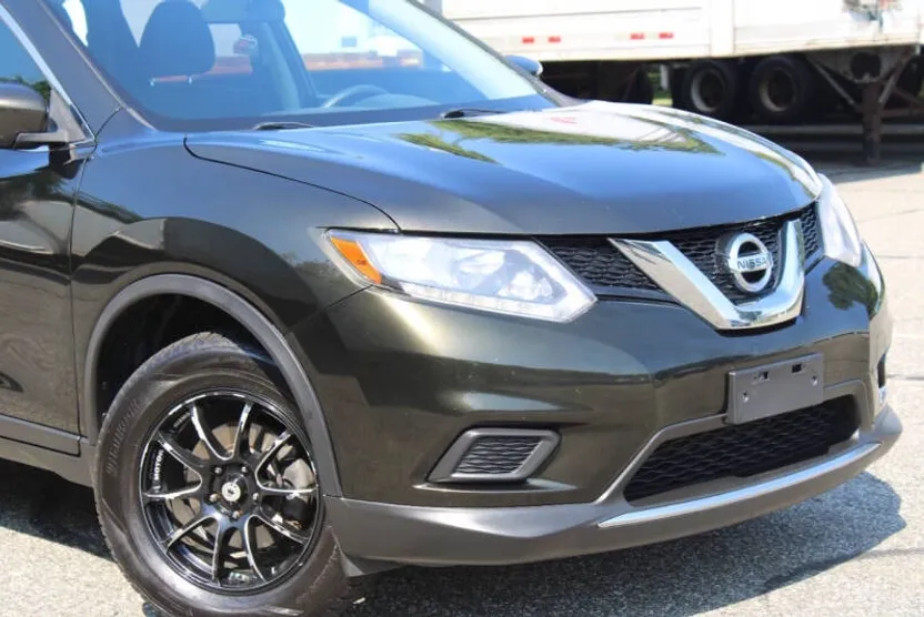 2016 Nissan Rogue S photo 1
