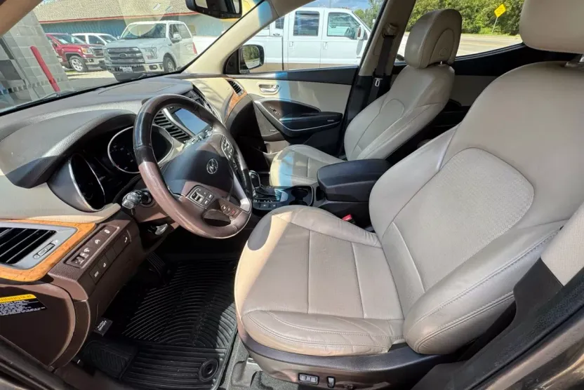 2014 Hyundai Santa Fe Sport GLS photo 1
