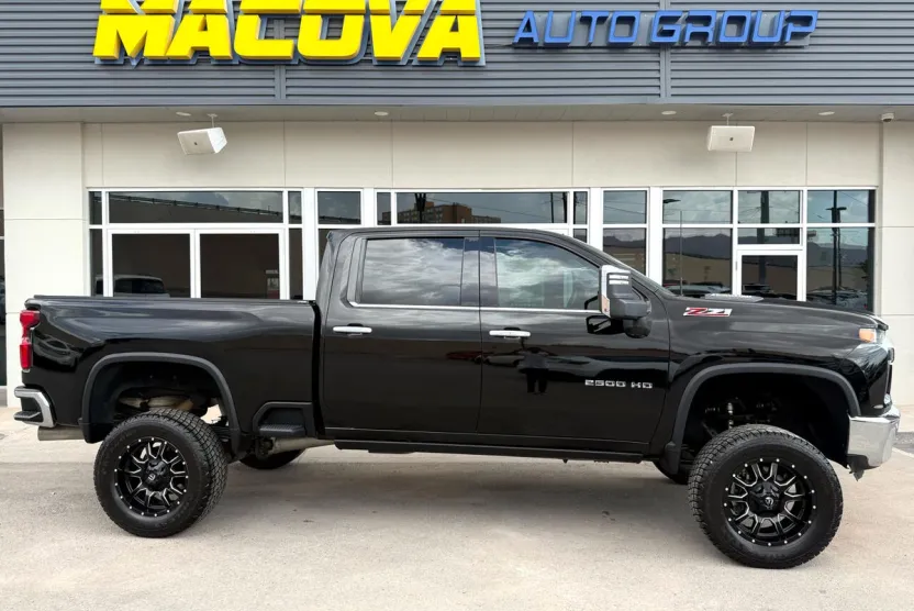 2020 Chevrolet Silverado 2500HD LTZ photo 1