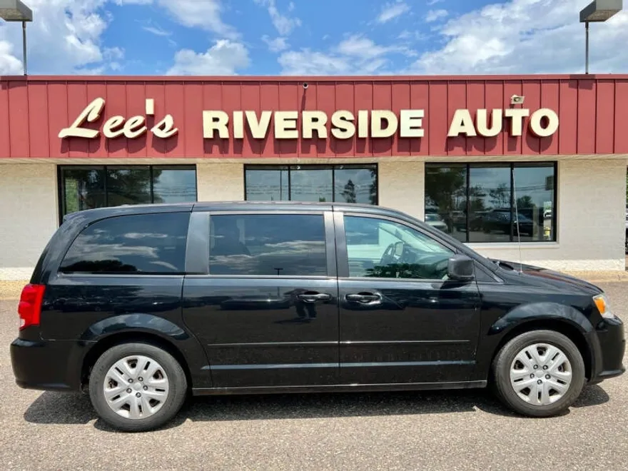2017 Dodge Grand Caravan SE photo 1