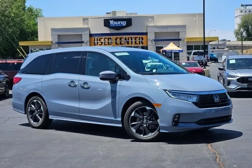 2023 Honda Odyssey Elite photo 1
