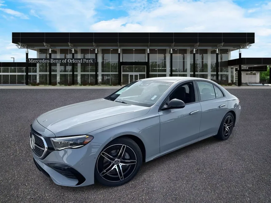 2026 Mercedes Benz E 4MATIC Sedan photo 1
