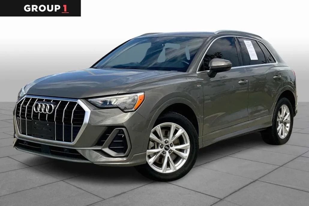 2021 Audi Q3 S line Premium photo 1