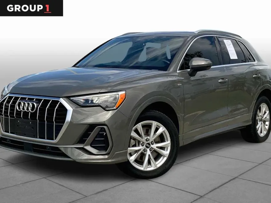 2021 Audi Q3 S line Premium photo 1