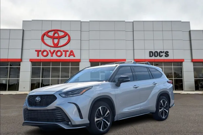 2022 Toyota Highlander XSE photo 1