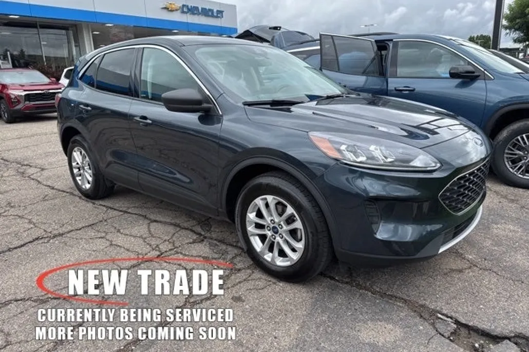 2022 Ford Escape SE photo 1