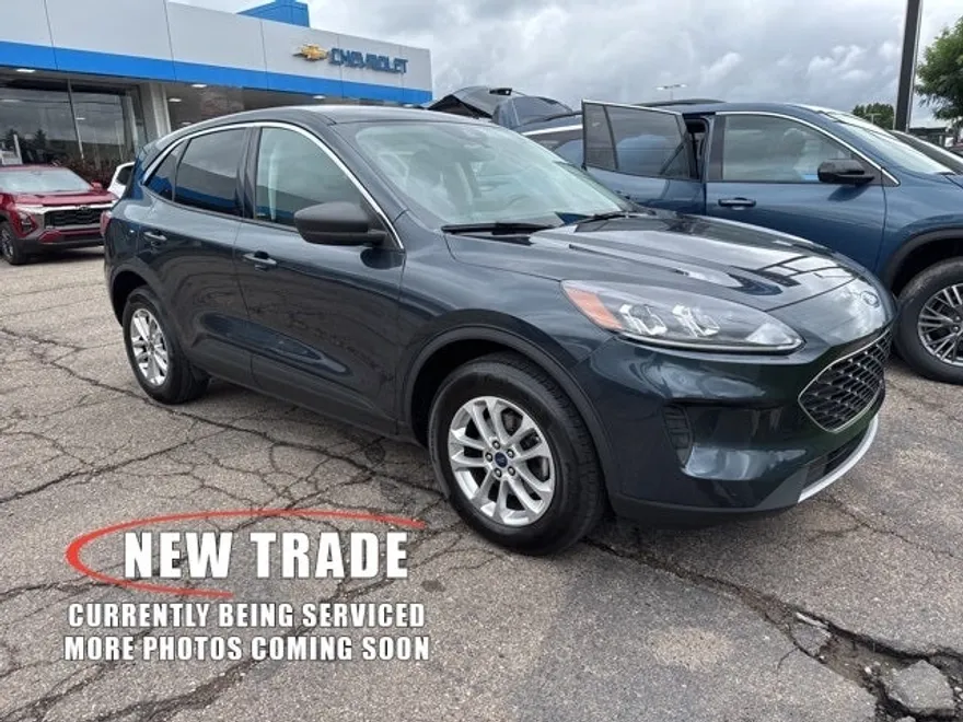 2022 Ford Escape SE photo 1