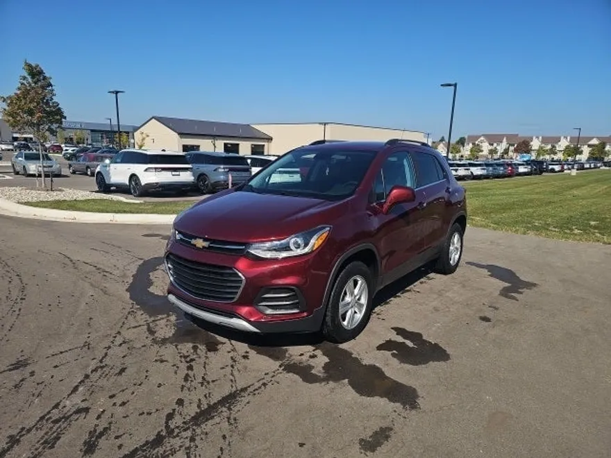 2017 Chevrolet Trax LT photo 1