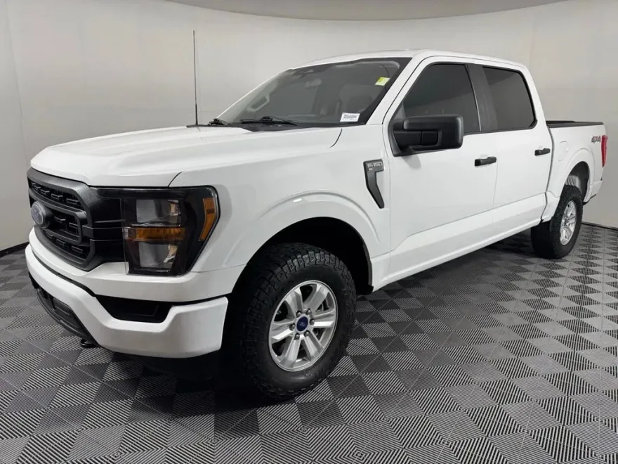 2023 Ford F-150 XL photo 1
