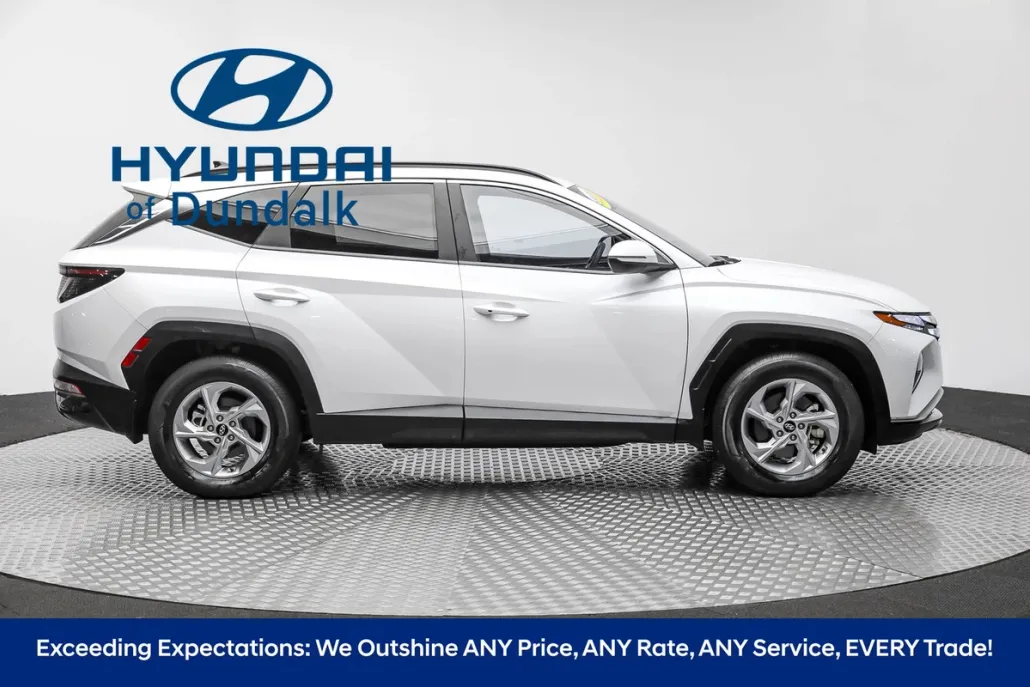 2022 Hyundai Tucson SEL photo 1