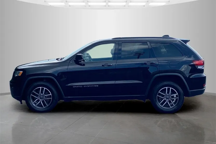 2021 Jeep Grand Cherokee Limited photo 1