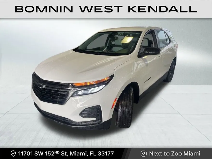 2023 Chevrolet Equinox LS photo 1