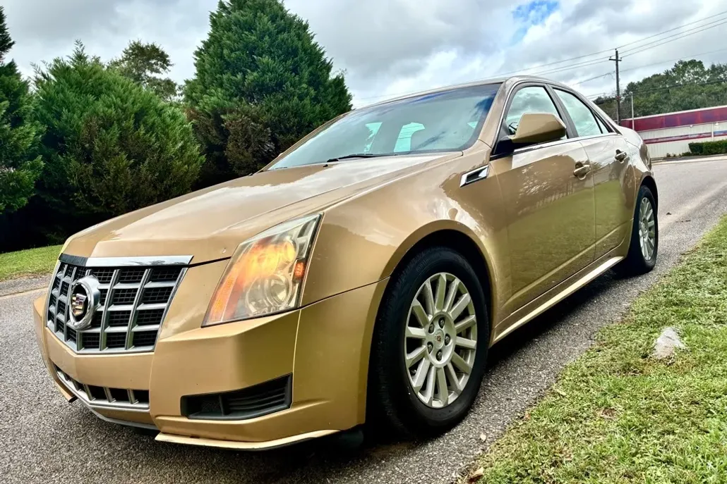 2013 Cadillac CTS Luxury photo 1