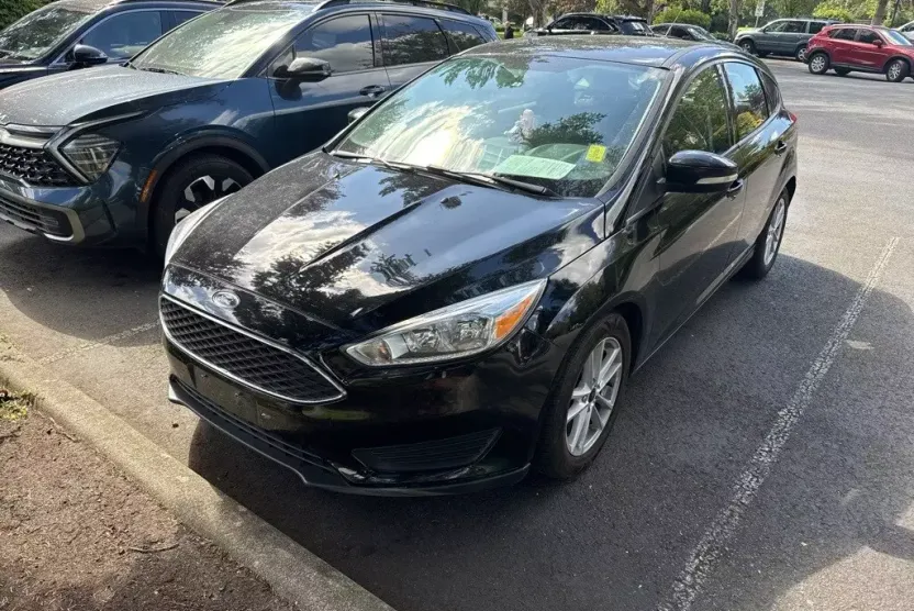 2018 Ford Focus SE photo 1