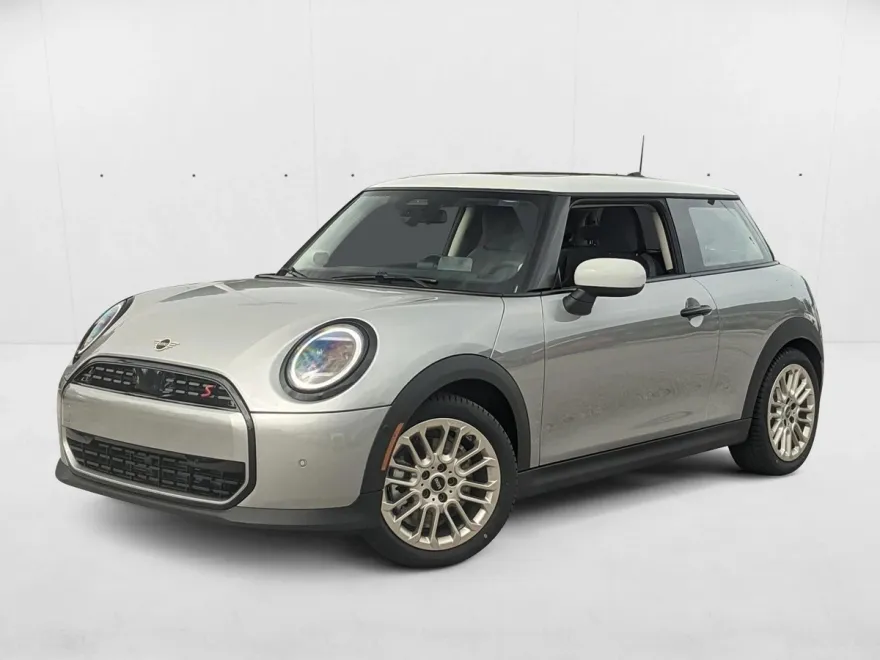 2025 Mini Cooper 2 Door Hardtop Signature photo 1