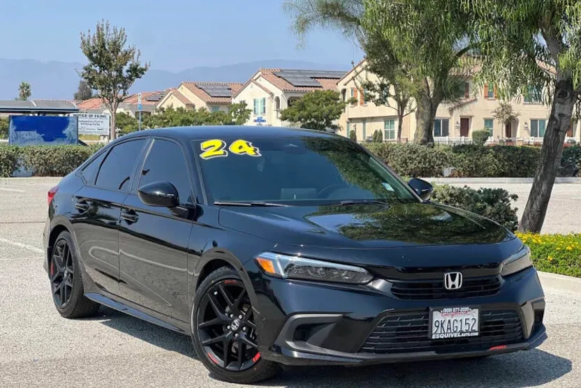2024 Honda Civic Sport photo 1