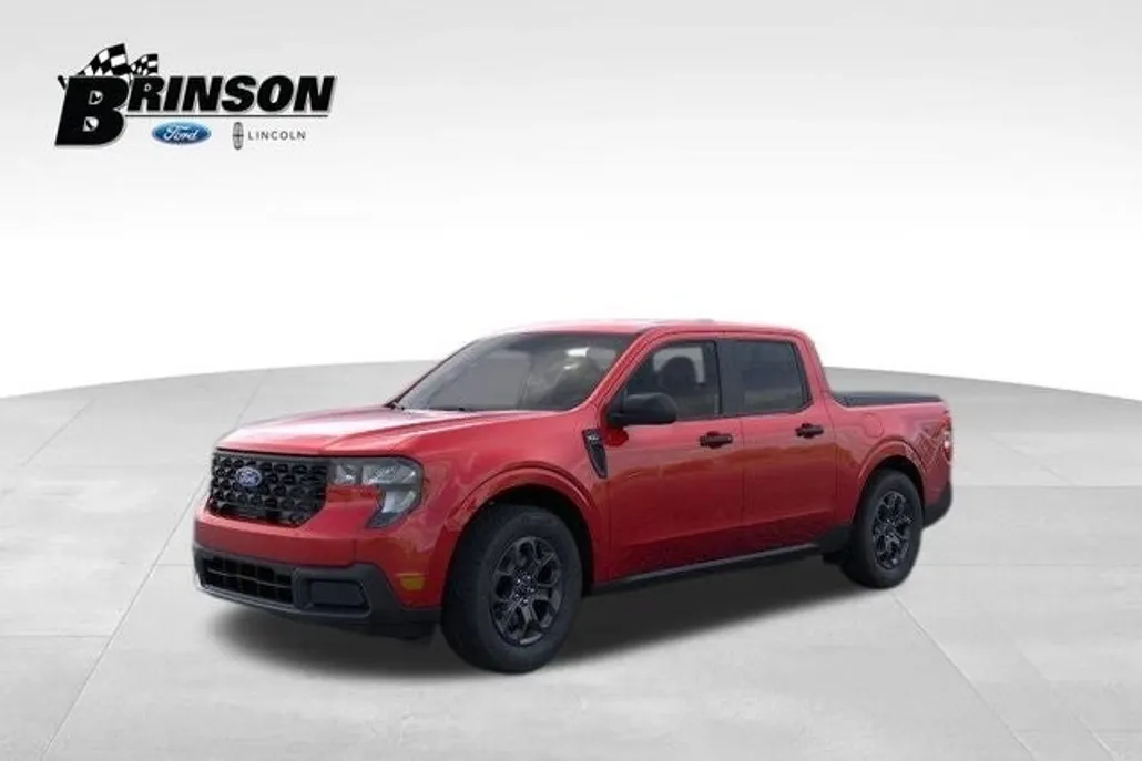 2025 Ford Maverick XLT photo 1