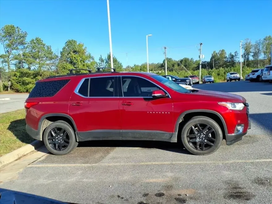 2020 Chevrolet Traverse Cloth photo 1