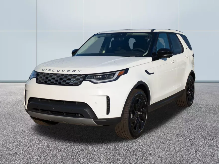 2024 Land Rover Discovery P300 S photo 1