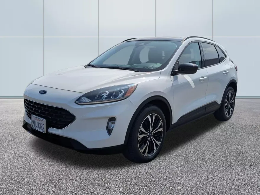 2022 Ford Escape SEL photo 1