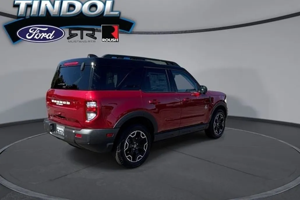 2025 Ford Bronco Sport Outer Banks photo 1