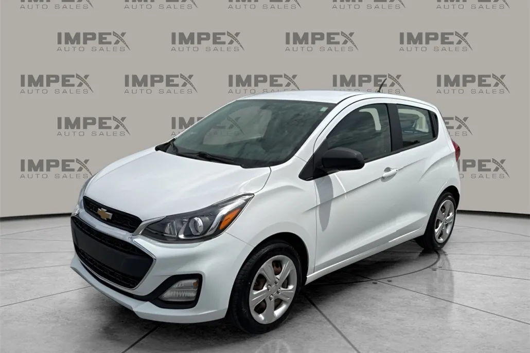 2019 Chevrolet Spark LS photo 1