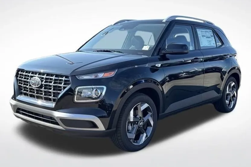 2025 Hyundai Venue SEL photo 1