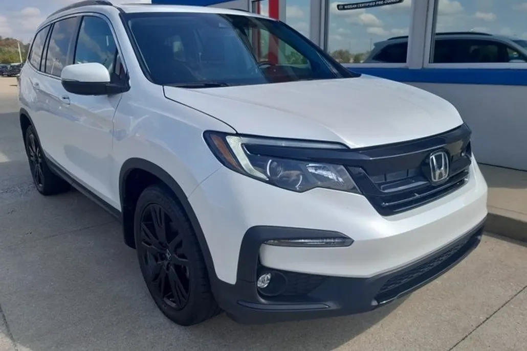 2022 Honda Pilot Special Edition photo 1