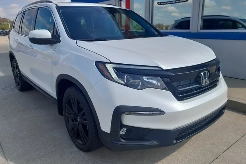 2022 Honda Pilot Special Edition photo 1