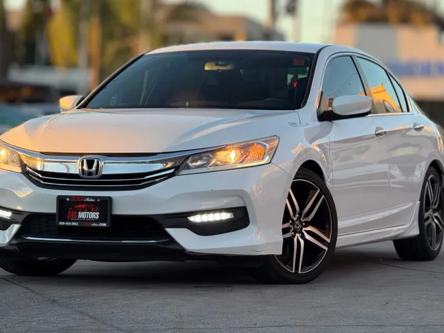 2016 Honda Accord Sport photo 1
