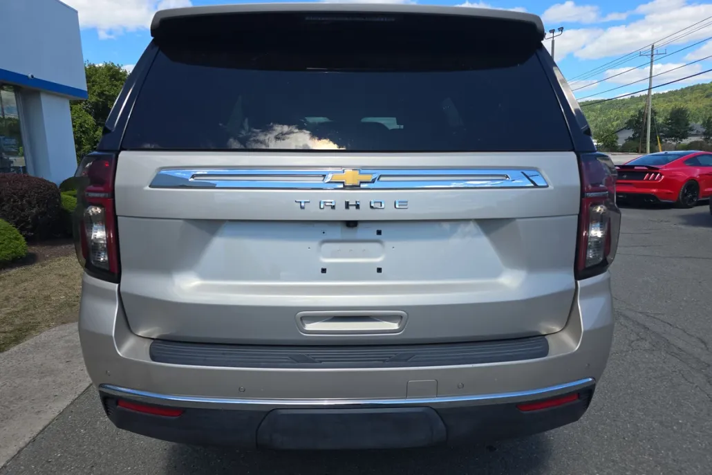 2022 Chevrolet Tahoe LS photo 1