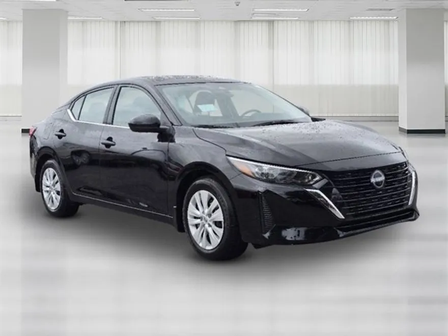 2025 Nissan Sentra S photo 1