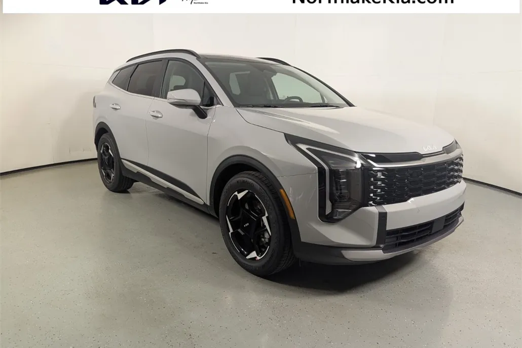 2026 Kia Sportage EX photo 1