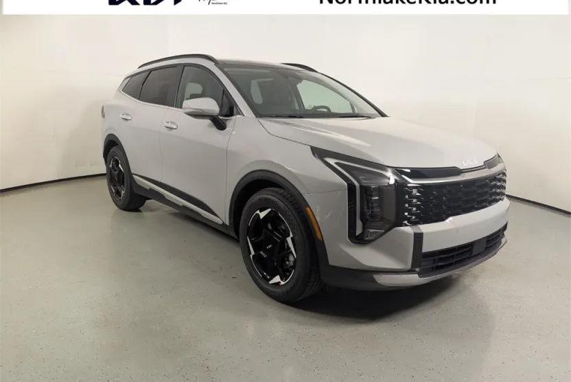 2026 Kia Sportage EX photo 1